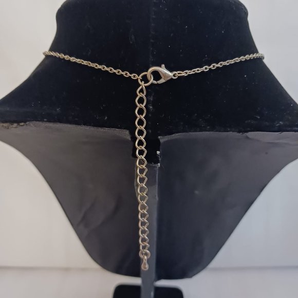 4pc Necklace, Bracelets and Earrings Set - Picture 5 of 10